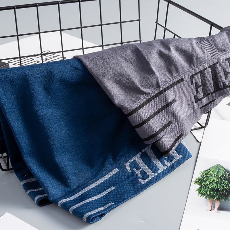 New Men's Boxer Briefs Ice Silk Breathable High Elastic Mid-waist Boyshorts Comfortable Seamless Male Panties Factory Wholesale