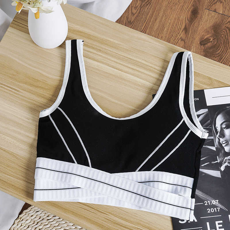 New fashion front cross-criss shockproof fitness vest female backless removable padded running yoga sports bra